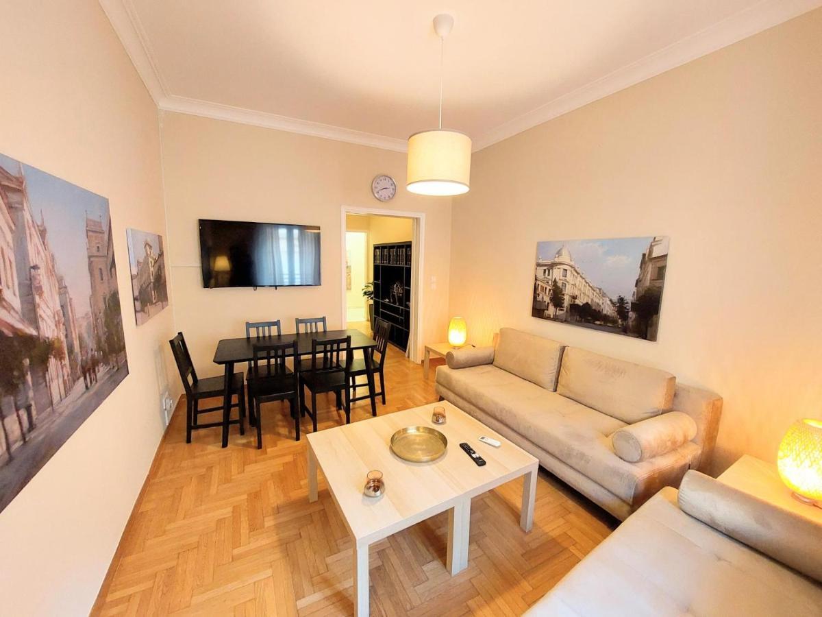 Grand Apartment In Parliament Square アテネ エクステリア 写真