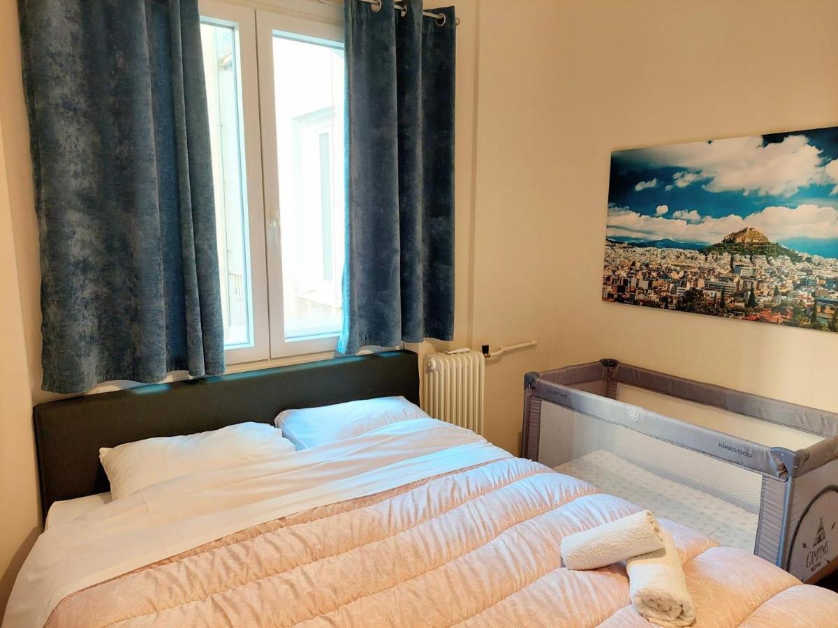 Grand Apartment In Parliament Square アテネ エクステリア 写真